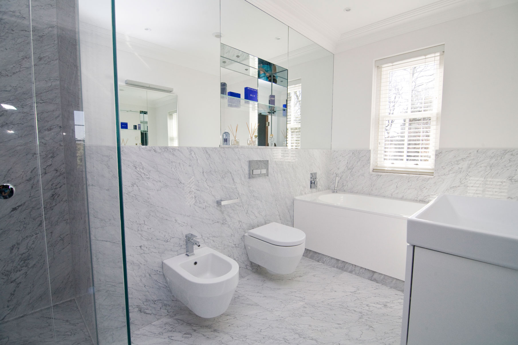 Marbonyx Houckham Bianco Carrara Bathroom-3