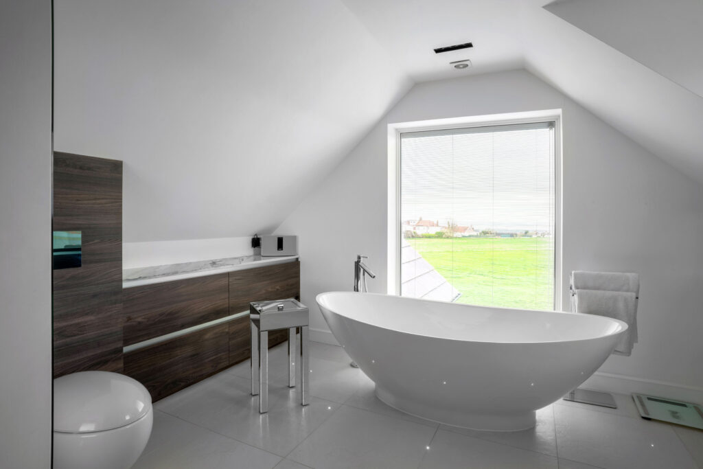 Contemporary Bathroom with white stone